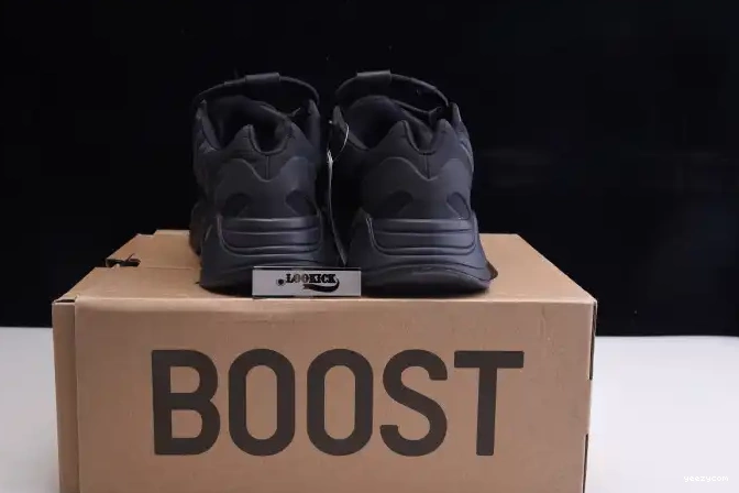Black 700 Adidas Triple FV4440 MNVN Boost Yeezy 0519